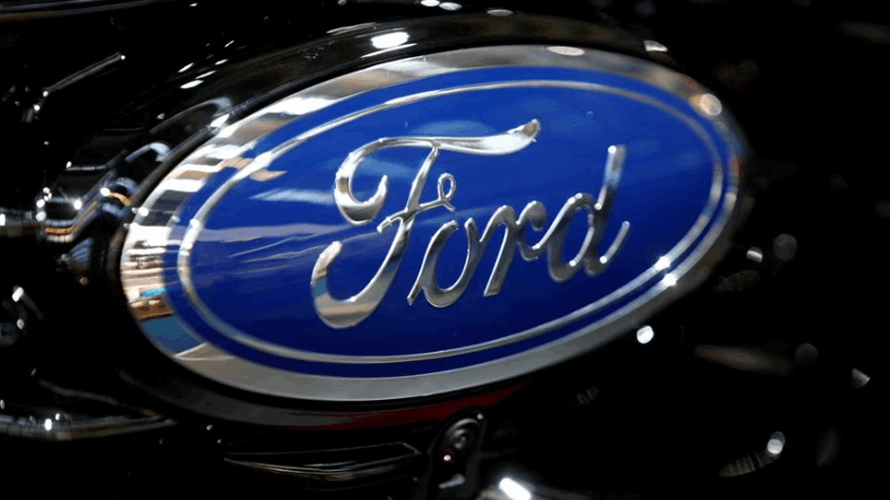 Ford looking at ways to boost gas-powered F-150 production