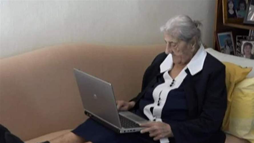 تيتا جان دارك ٩٩ عاما لا تشبه غيرها من أبناء جيلها
