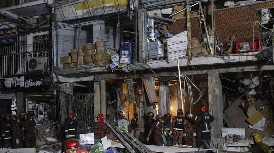 مقتل 15 شخصاً بانفجار في مبنى للشركات في بنغلادش