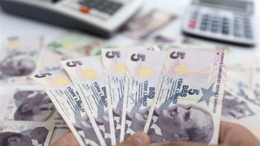 Turkish lira falls to record low near 19 to the dollar