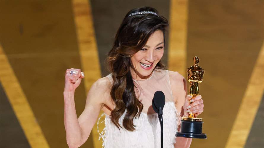 ميشيل يو تدخل تاريخ السينما كأول آسيوية تفوز بأوسكار "أفضل ممثلة"