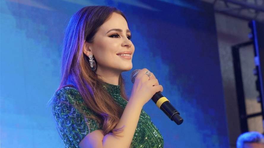 كارول سماحة تغني لأطفال مركز السرطان في الكويت.. رسالة أمل وفرح وحب!