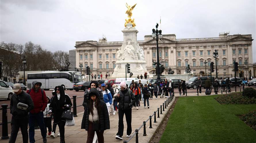 Europe's hopes for busy post-COVID summer dim as Chinese tourists stay away