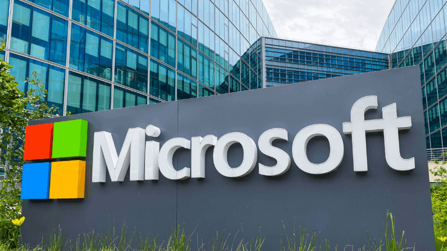 Microsoft banks on regulations to build a mobile games store