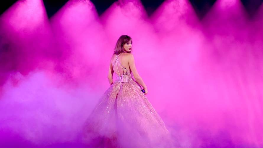 Taylor Swift amazes fans with a custom Zuhair Murad gown  