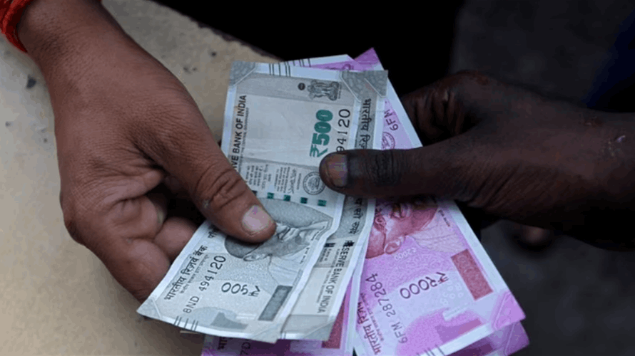 Rupee logs best day in three weeks on rising bets of Fed pause