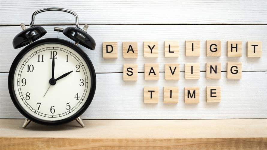 The unforeseen chaos of postponing daylight saving time: A ripple effect on flights, phones, and beyond