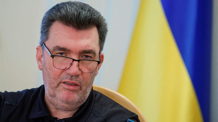 Ukraine slams Putin plan to station Russian nuclear weapons in Belarus