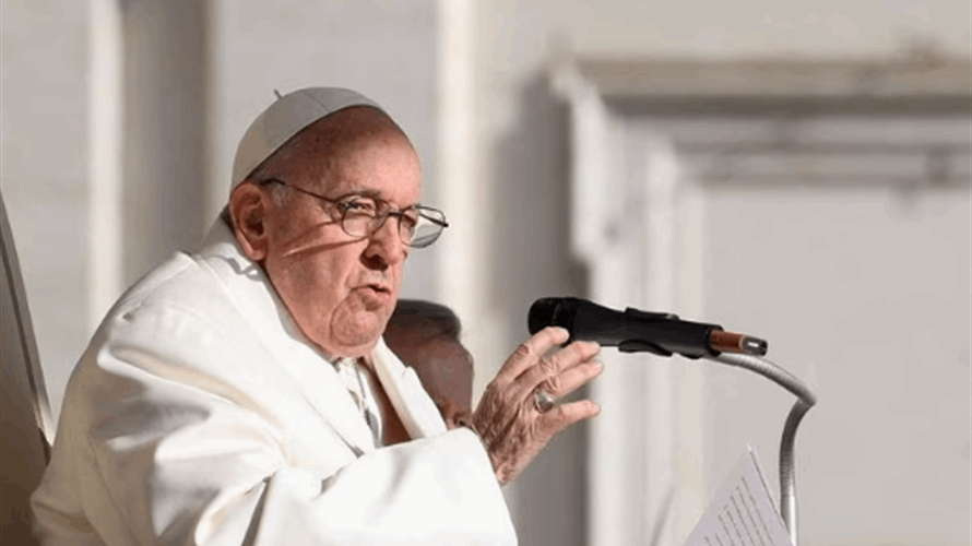 Pope Francis set to leave hospital, attend Easter service, Vatican says