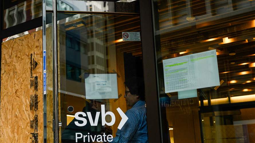  Depositors yank another $126 billion from US banks