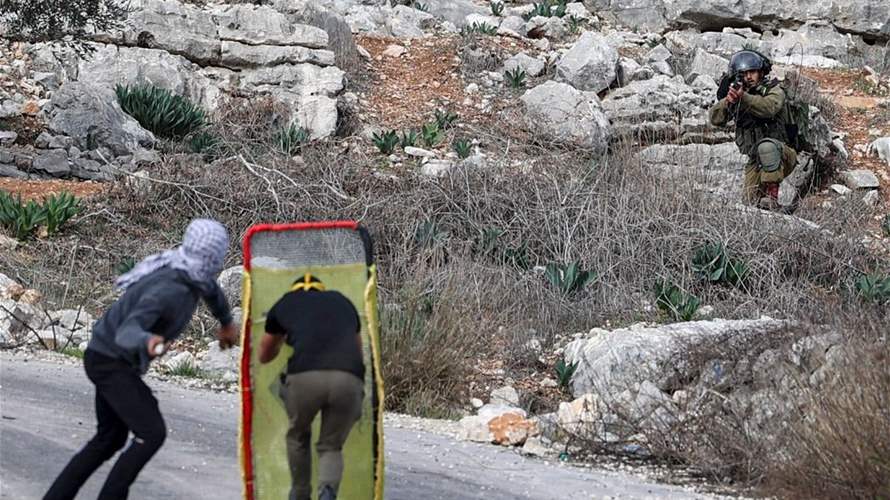إصابتان في عملية عسكرية إسرائيلية متواصلة في أريحا في الضفة الغربية المحتلة