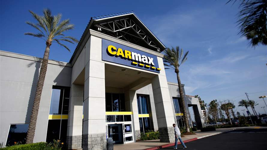 CarMax speeds past quarterly profit estimates on cost cuts