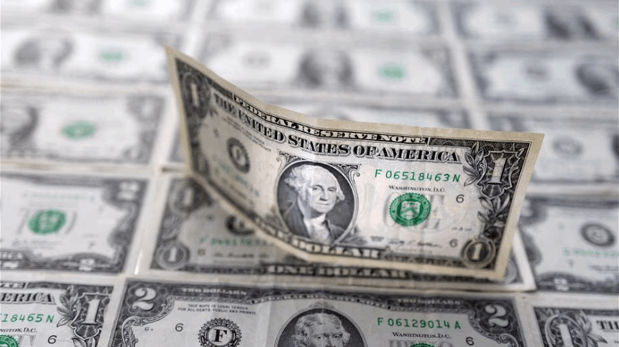 Dollar bounces as expectations of Fed rate hike climb