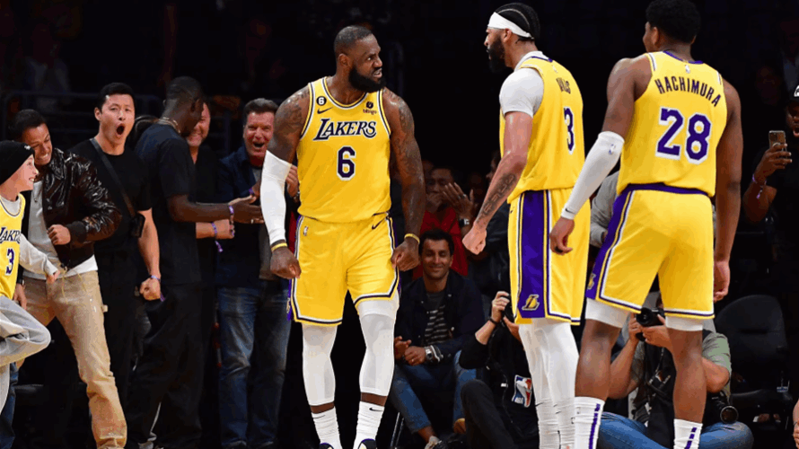 LeBron James' 22-20 night leads Lakers over Grizzlies in OT
