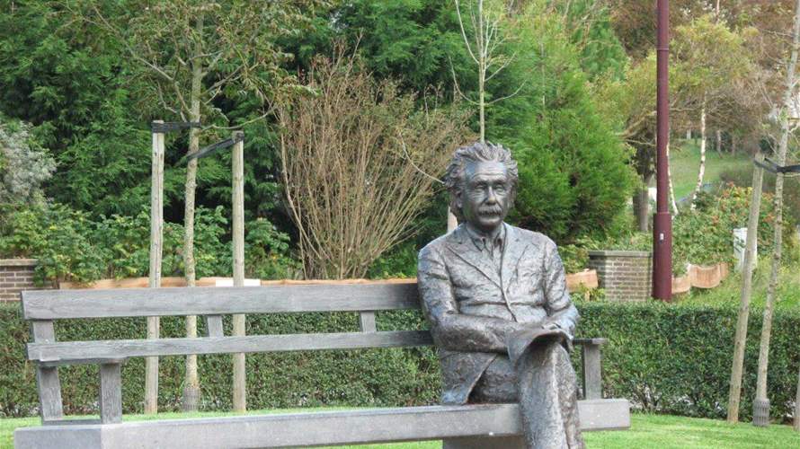 بعد عقود على وفاته... معلومات تُكشف عن إقامة العالم الشهير أينشتاين في بلجيكا