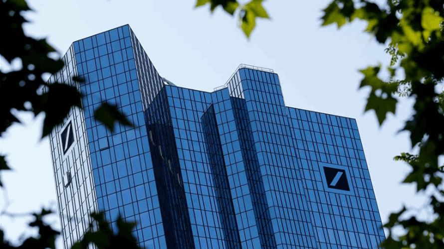 Deutsche Bank to cut 800 jobs after strong first quarter