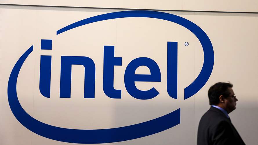 Intel climbs as Wall St cheers early signs of recovery