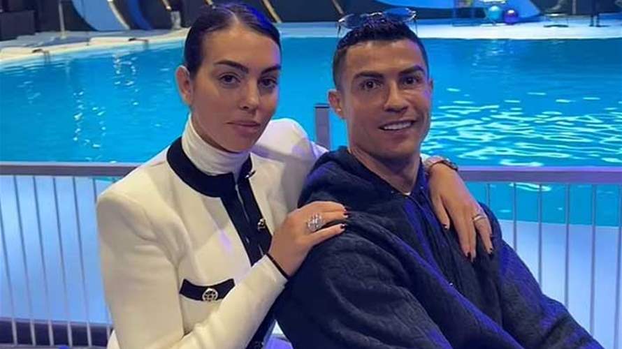 صورة جديدة... كريستيانو رونالدو وجورجينا رودريغيز يحسمان الجدل!  