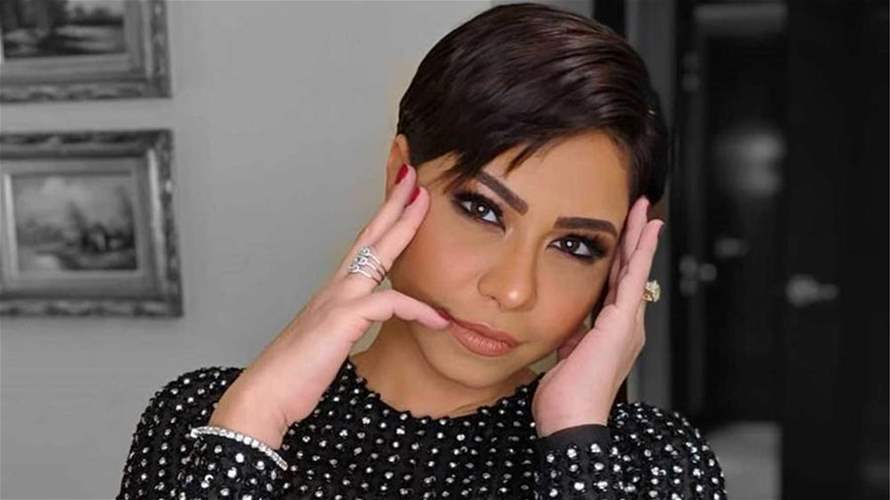 شيرين عبد الوهاب مع حسام حبيب في السعودية... مسك بيدها برومنسية والضحكة ثالثهما! (صور)