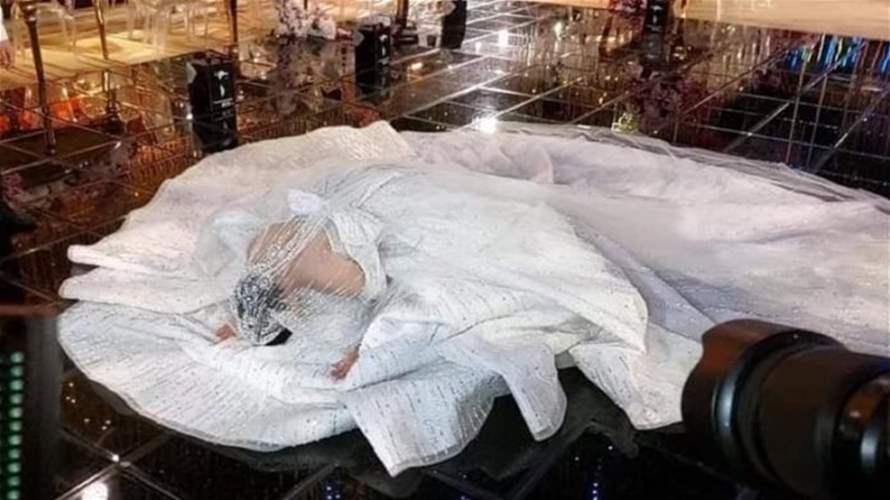 بعدما سجدت في زفافها... زوجة حسن شاكوش مطرودة من المنزل!