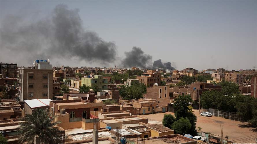 Fighting in Khartoum as mediators seek end to Sudan conflict