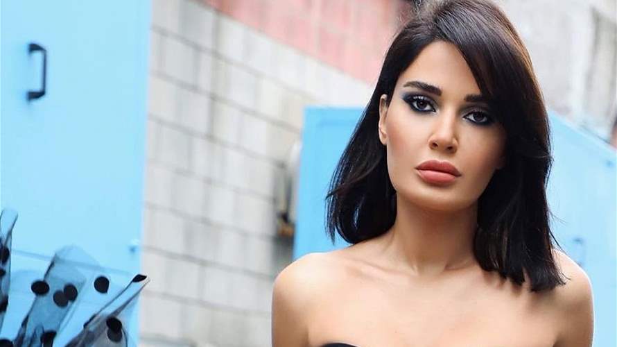 ابنة سيرين عبد النور تتلقى رسالة كراهية: "نكره والدتك".. فكيف ردّت؟