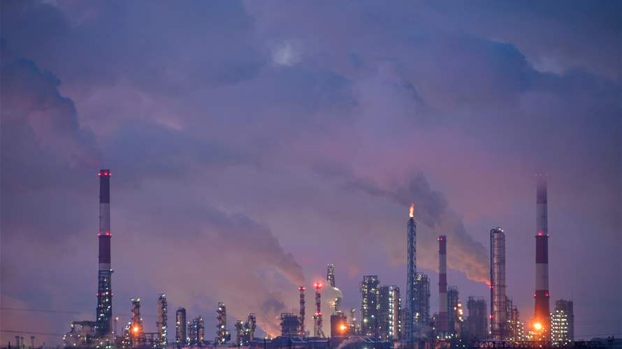 Oil prices ease in cautious trade ahead of US inflation data