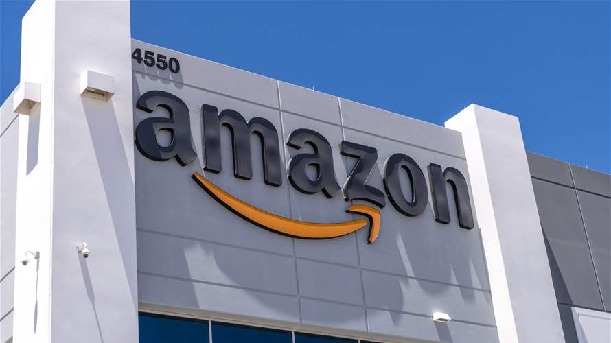 Amazon begins selling toys, clothing through mobile games