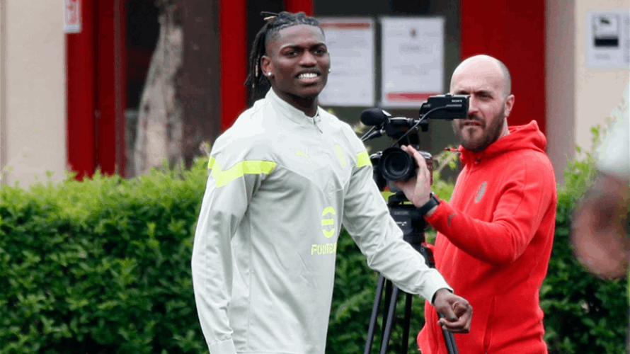 Milan to make late call on Leao for Champions League semi