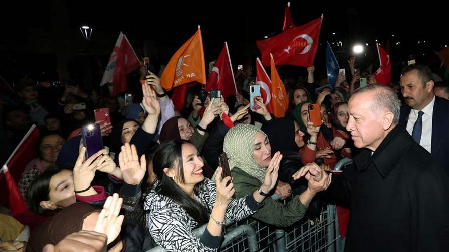 Turkey faces runoff election with Erdogan leading