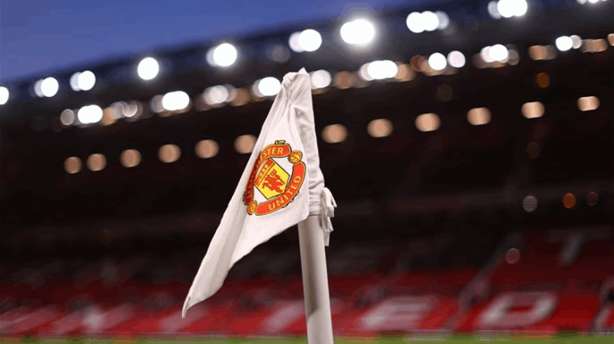 Qatar's Sheikh Jassim makes improved final offer for Manchester United