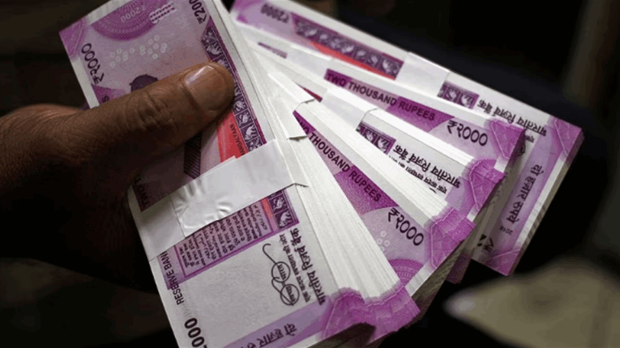 India to withdraw 2,000-rupee notes from circulation