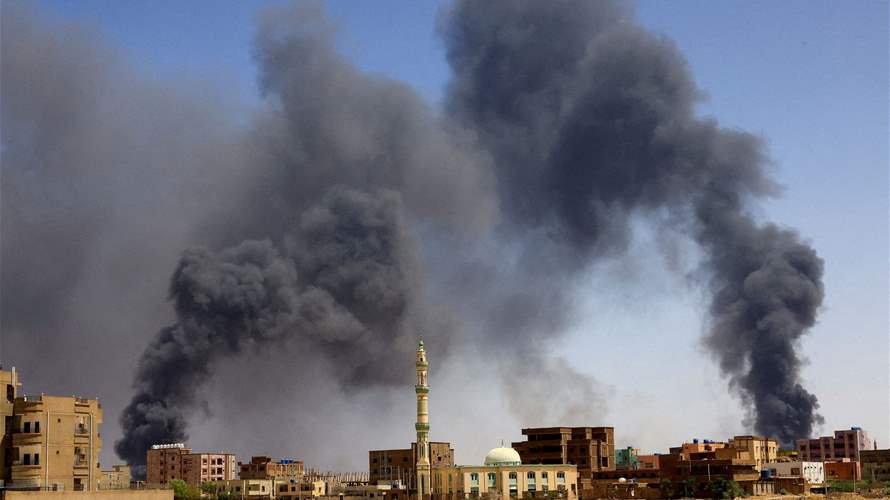 Sudan ceasefire in danger as fighting erupts