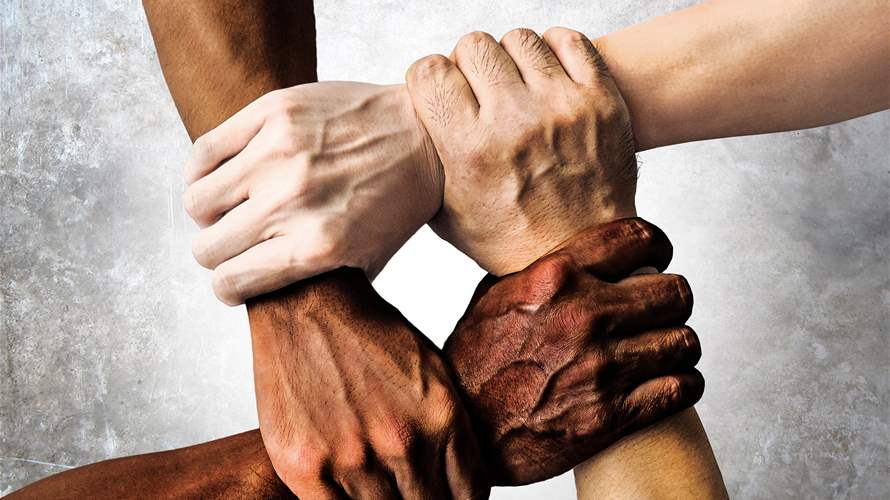 دراسة تكشف... الأشخاص البيض يظهرون تحيزاً عرقياً