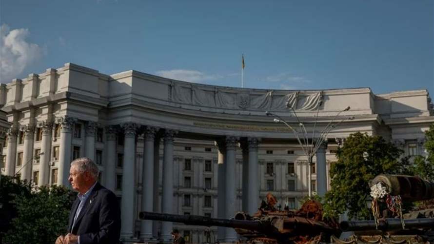 Failure to back Ukraine would send signal to China about taking Taiwan -US senator