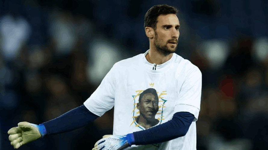 PSG keeper Rico remains in intensive care after riding accident