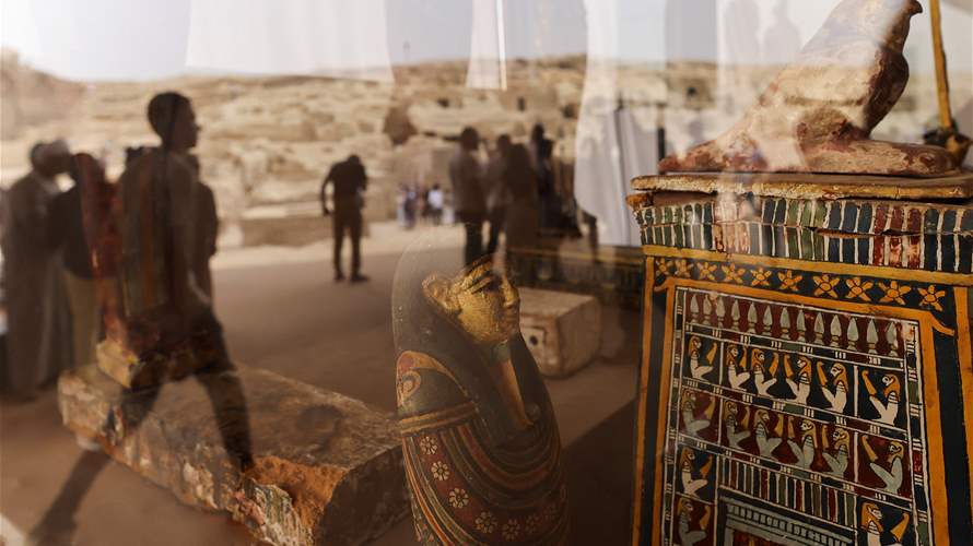 مصر تكتشف ورش تحنيط ومقبرتين في مقابر قديمة
