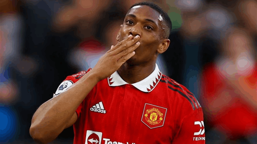United striker Martial out of FA Cup final through injury