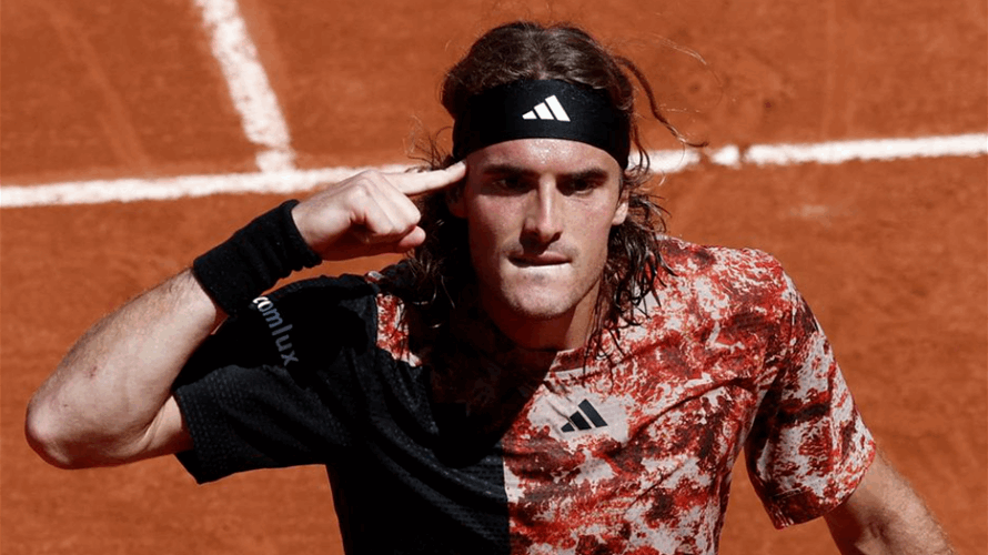 Tsitsipas, Alcaraz soar at French Open, Djokovic row simmers