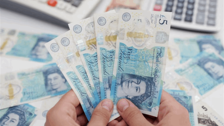 Pound heads for biggest weekly gain in six months