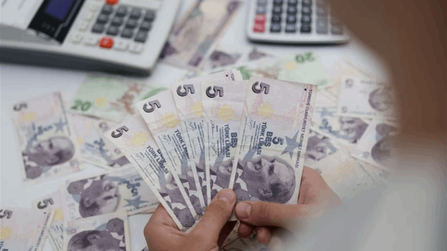 Turkish lira down 7 percent in biggest selloff since 2021 crisis