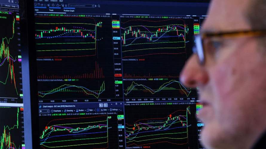 Whoosh! Global equity funds see biggest weekly outflows in 12 weeks