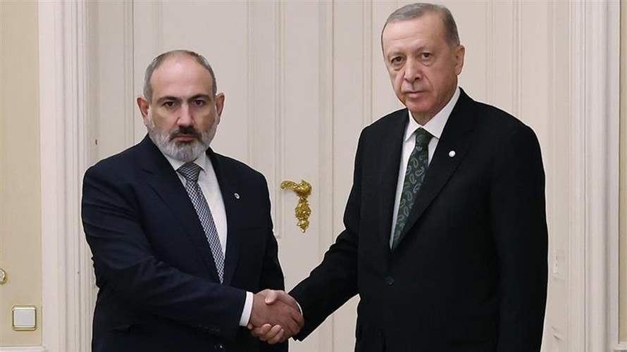 اتصال هاتفي نادر بين رئيس الوزراء الأرميني والرئيس التركي