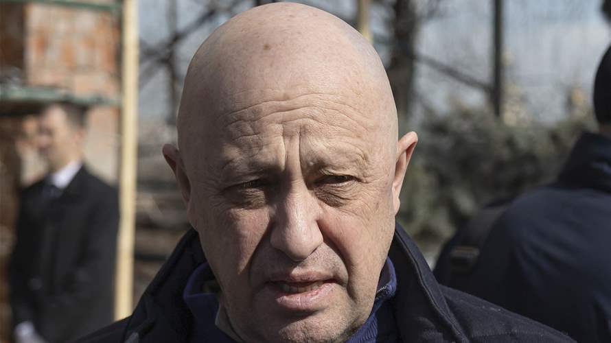 Gold bars, weapons and wigs were found during a search of Prigozhin's house