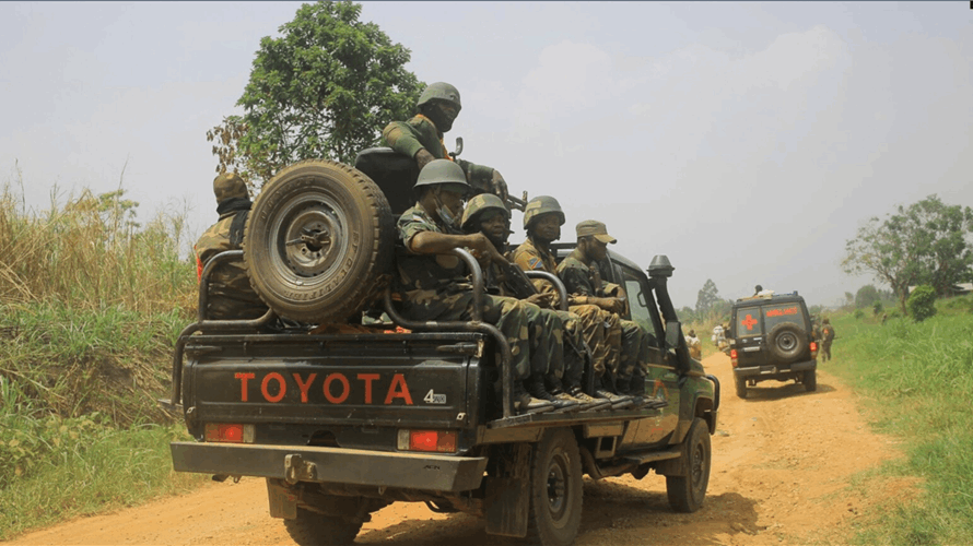 سلطات الكونغو تعتقل جنديا قتل 13 شخصا في نوبة غضب لعدم إبلاغه بوفاة طفله ودفنه
