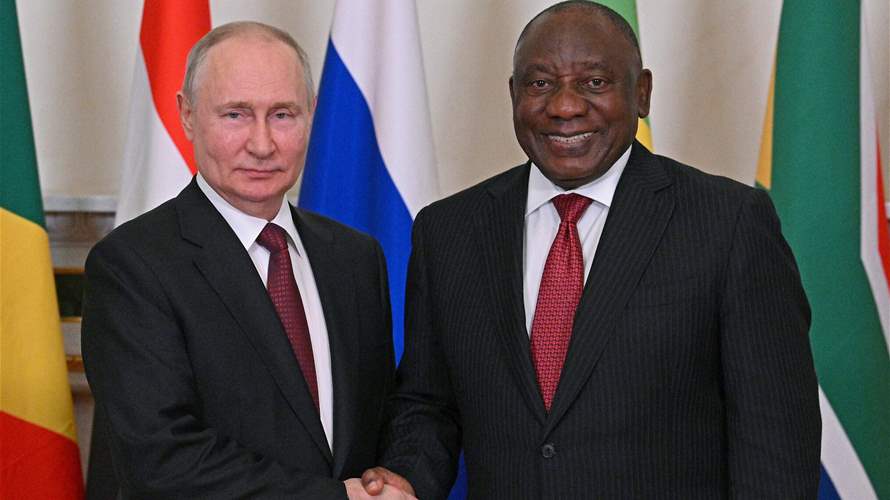 Putin hosts a summit with African countries to show a "partnership" for the future