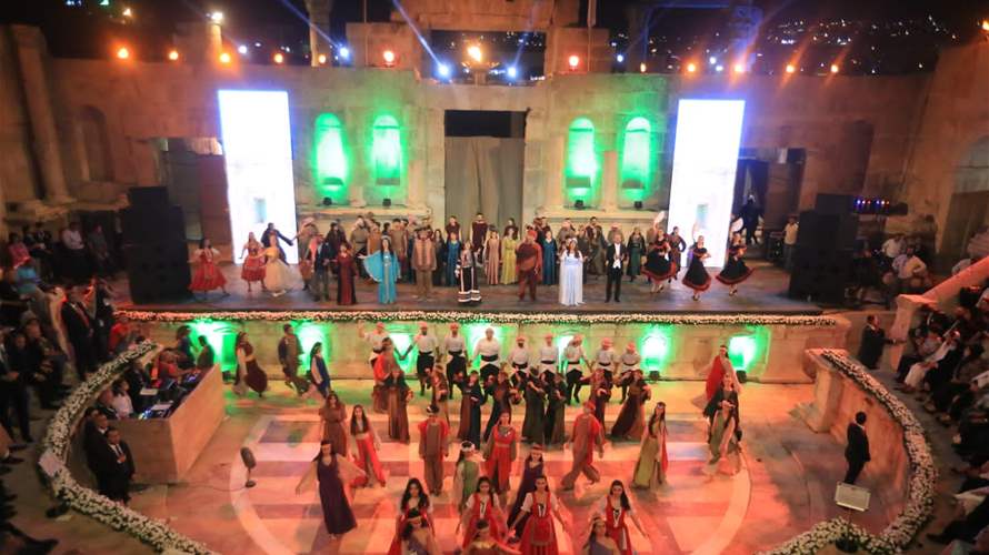 "نهر الذهب" حكاية إبداع أردنيّة في افتتاح مهرجان جرش (صور) 