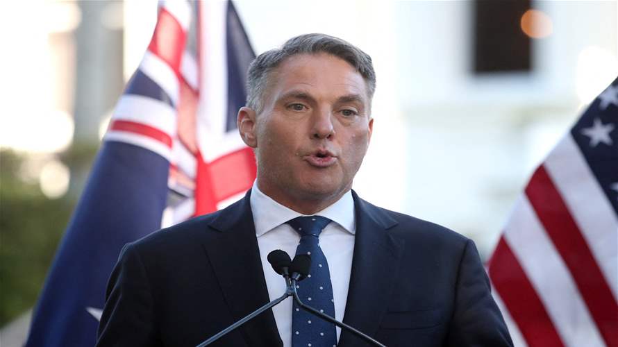 وزير الدفاع الاسترالي: لا أمل بالعثور على ناجين في حادث تحطم مروحية عسكرية استرالية