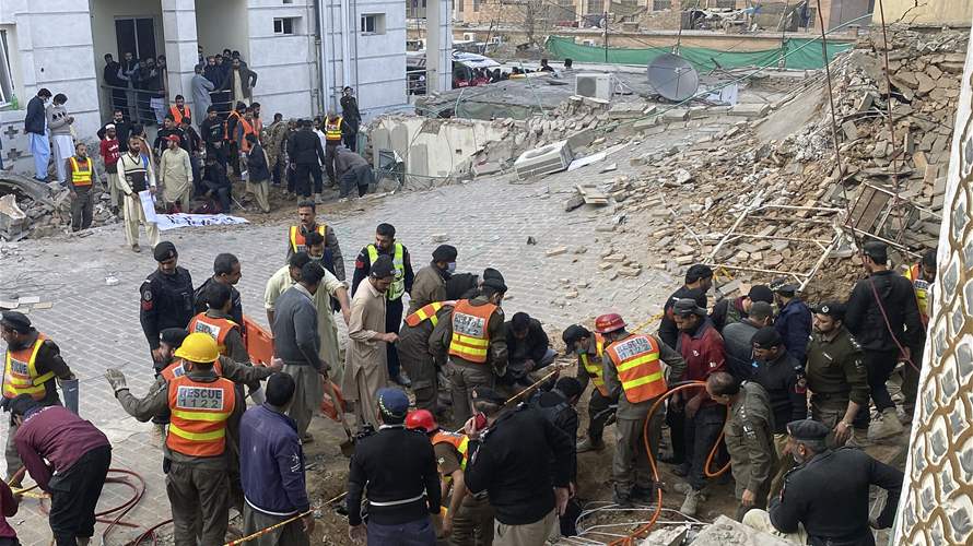 Pakistani Police Conduct Thorough Search at Site of Suicide Bombing that Killed 47 People