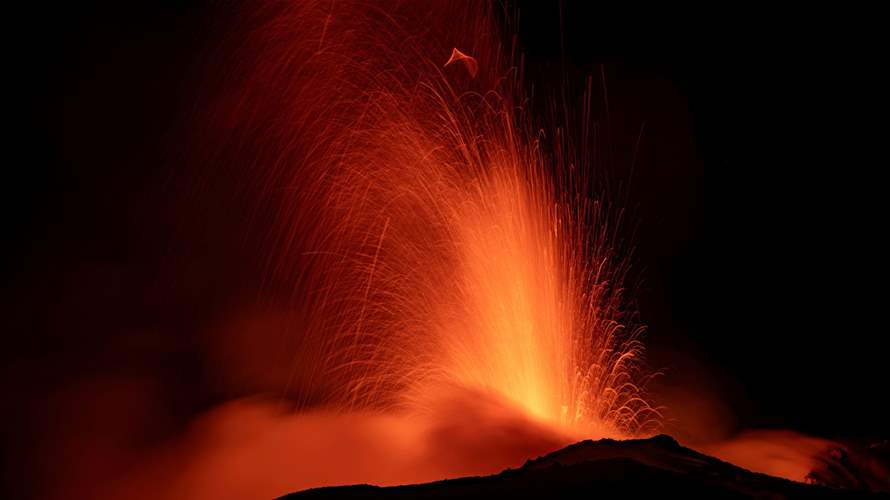 Flight cancellations and volcanic activity disrupt travel in Italy